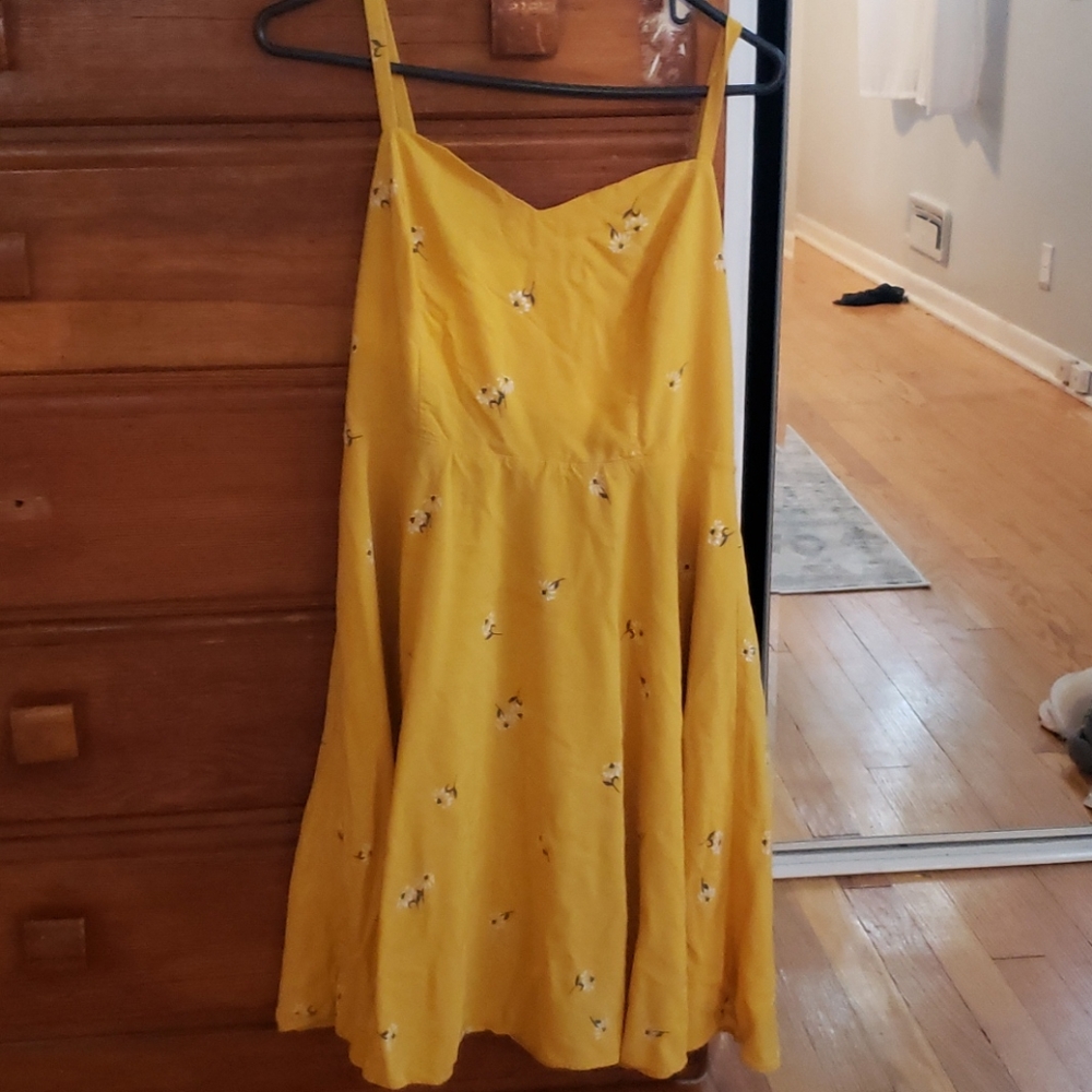 Yellow floral Old Navy midi sun dress